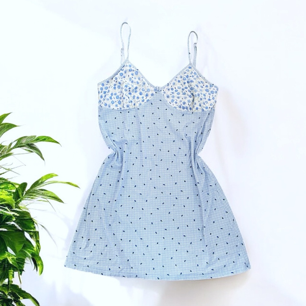 Vintage Y2K Victoria’s Secret Blue Floral Slip Dress